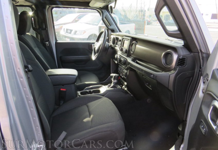 2020 Jeep Wrangler Unlimited - Image 20