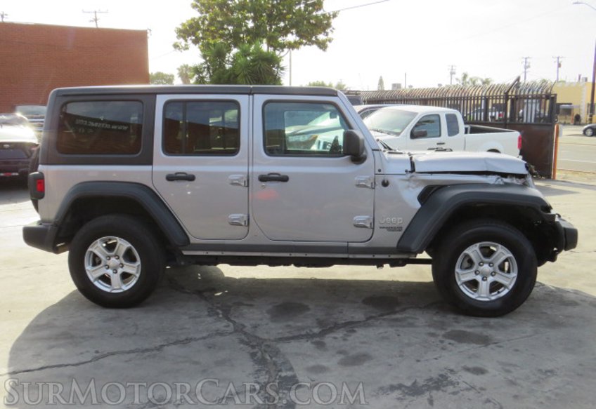 2020 Jeep Wrangler Unlimited - Image 6