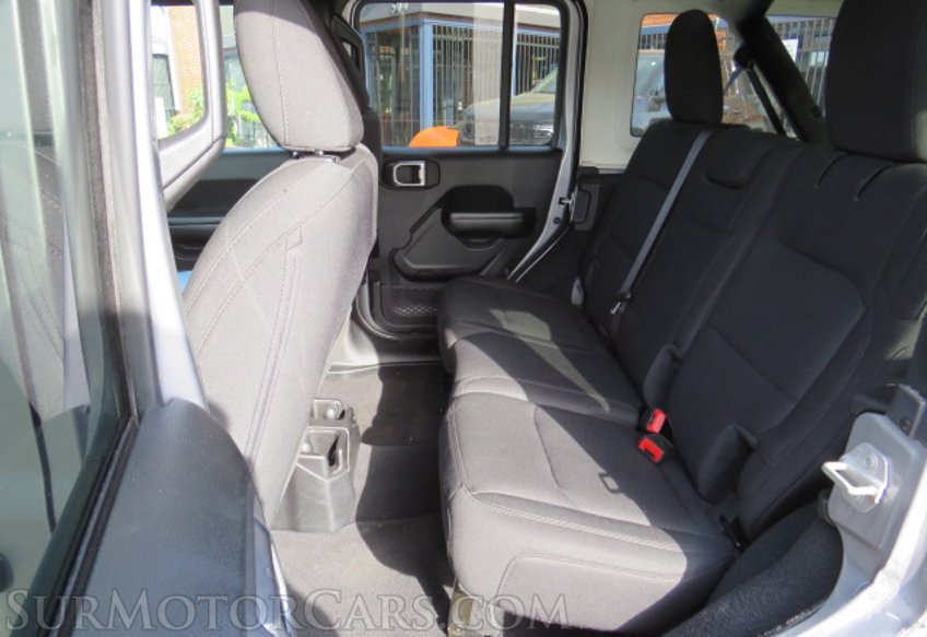 2020 Jeep Wrangler Unlimited - Image 27