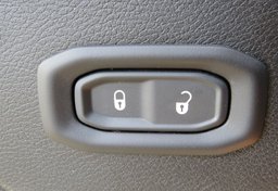 2020 Jeep Wrangler Unlimited - Image 43