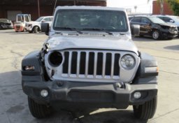 2020 Jeep Wrangler Unlimited - Image 13