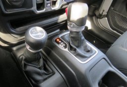 2020 Jeep Wrangler Unlimited - Image 36