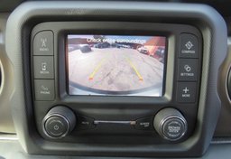 2020 Jeep Wrangler Unlimited - Image 32