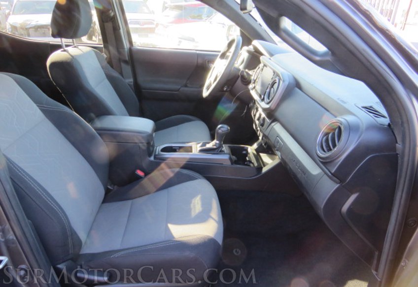 2021 Toyota Tacoma - Image 29