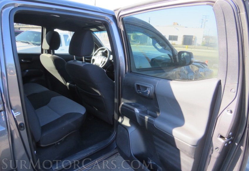 2021 Toyota Tacoma - Image 23