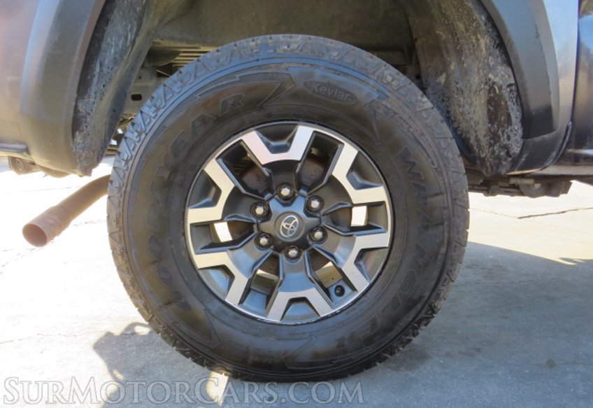 2021 Toyota Tacoma - Image 19