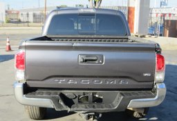 2021 Toyota Tacoma - Image 11