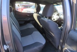 2021 Toyota Tacoma - Image 27