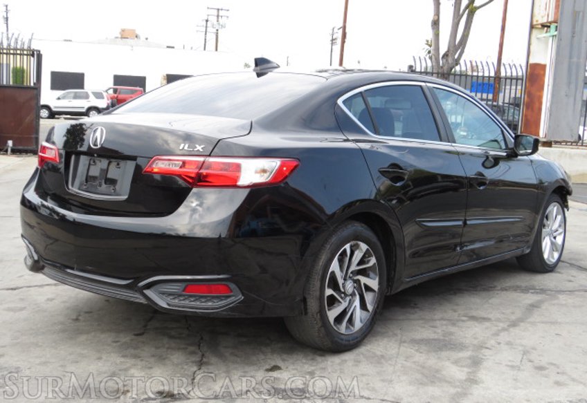 2016 Acura ILX - Image 8