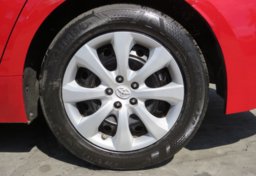 2021 Toyota Corolla - Image 17