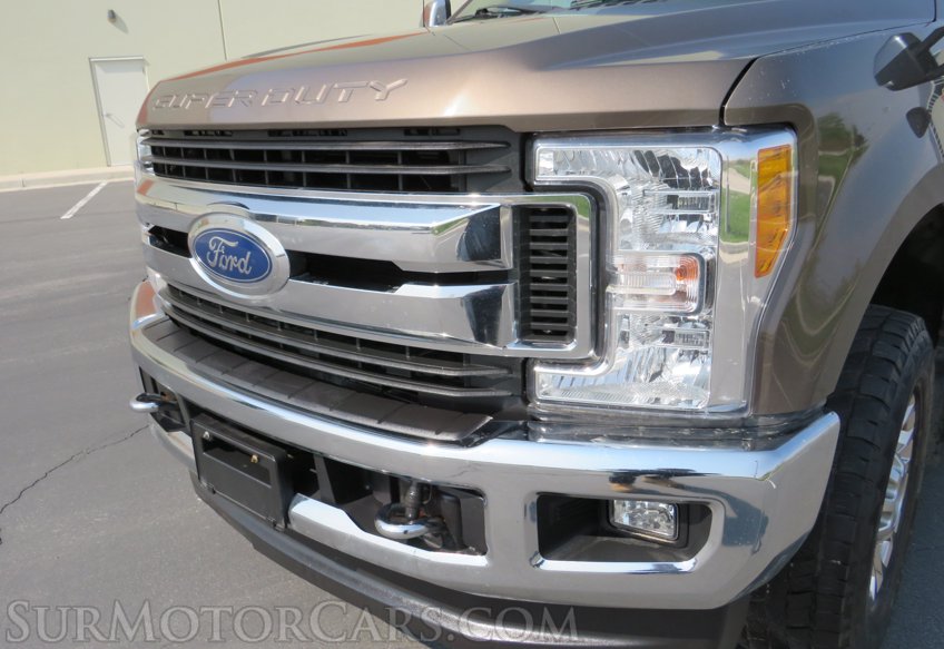 2017 Ford Super Duty F-250 SRW - Image 17