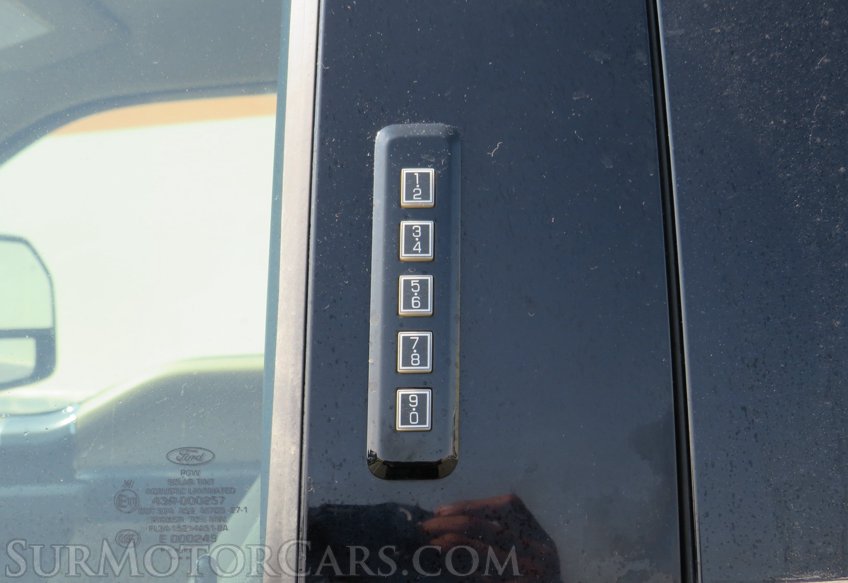 2017 Ford Super Duty F-250 SRW - Image 26