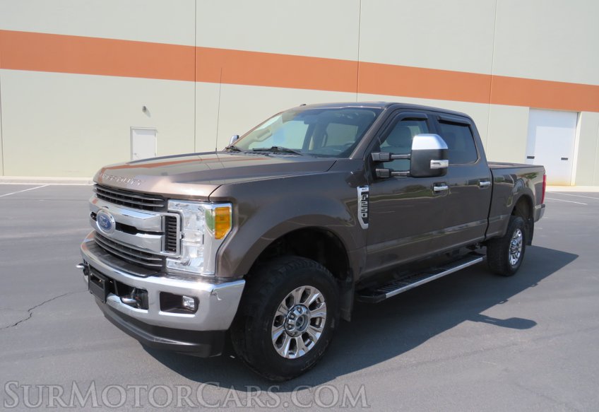 2017 Ford Super Duty F-250 SRW - Image 3