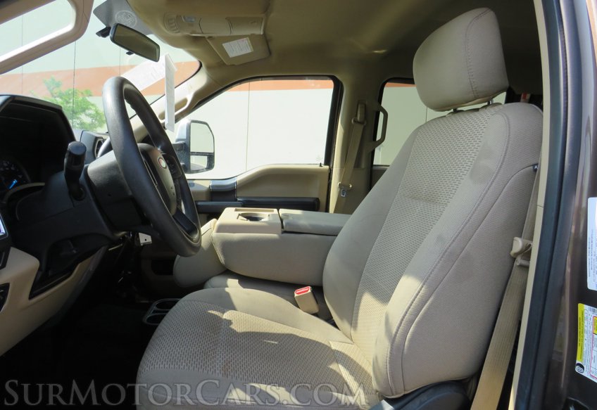 2017 Ford Super Duty F-250 SRW - Image 30