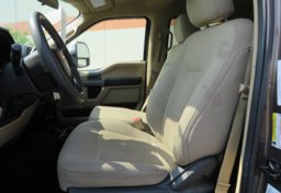 2017 Ford Super Duty F-250 SRW - Image 29