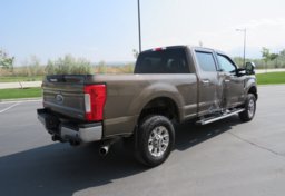2017 Ford Super Duty F-250 SRW - Image 5