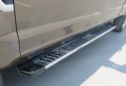 2017 Ford Super Duty F-250 SRW - Image 25