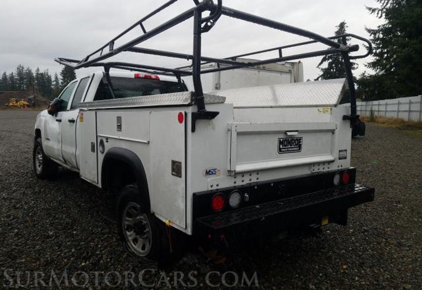 2017 Chevrolet Silverado 3500HD - Image 4