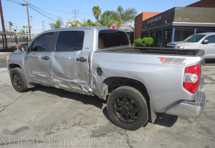 2015 Toyota Tundra Truck - Image 9