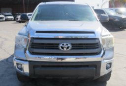 2015 Toyota Tundra Truck - Image 44