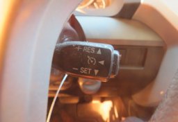 2015 Toyota Tundra Truck - Image 19