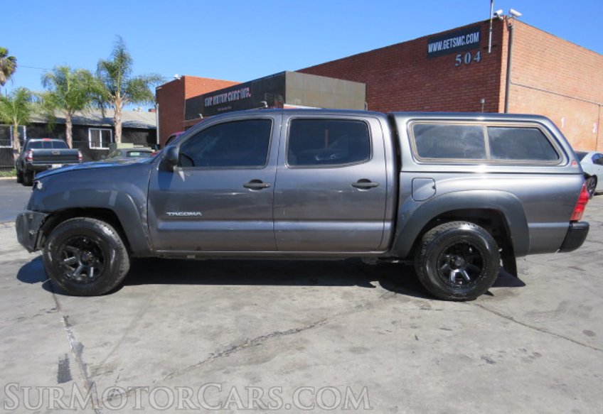 2013 Toyota Tacoma - Image 3
