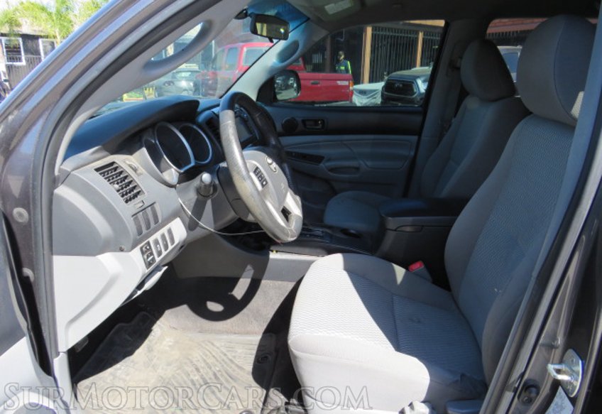 2013 Toyota Tacoma - Image 20