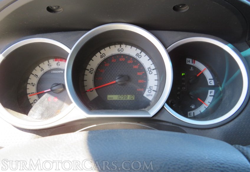 2013 Toyota Tacoma - Image 31