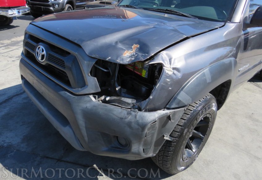 2013 Toyota Tacoma - Image 4