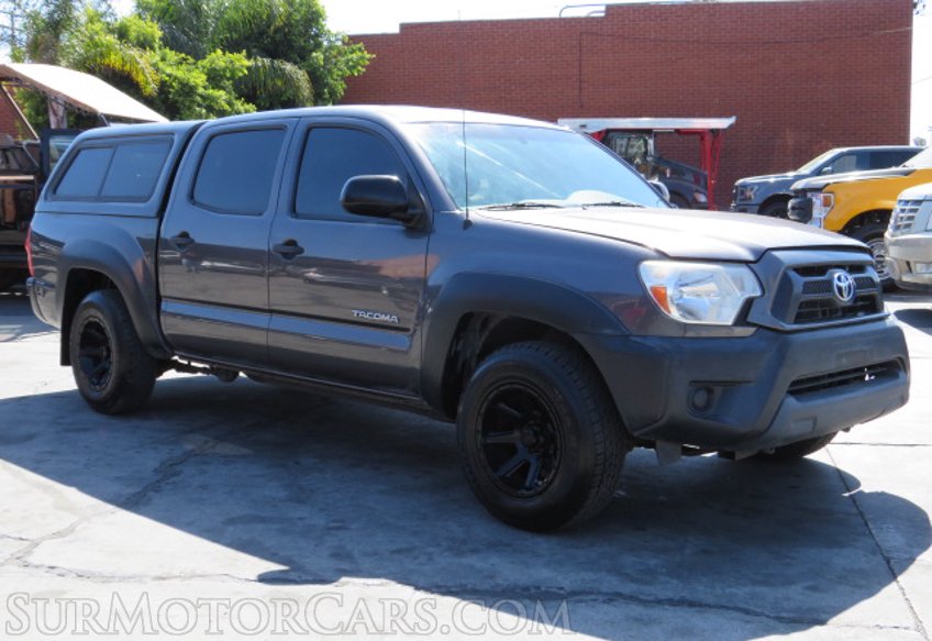 2013 Toyota Tacoma - Image 11