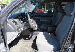 2013 Toyota Tacoma - Image 20