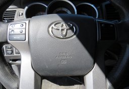 2013 Toyota Tacoma - Image 32