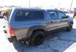 2013 Toyota Tacoma - Image 8