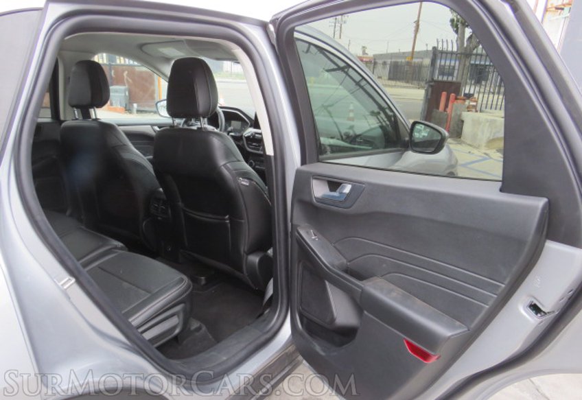 2022 Ford Escape - Image 22