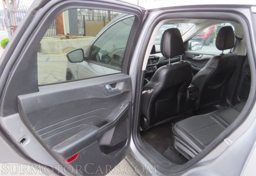 2022 Ford Escape - Image 21