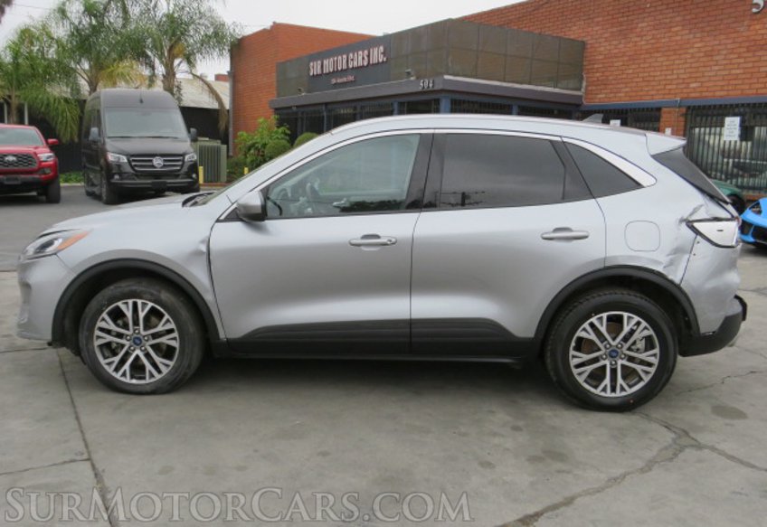 2022 Ford Escape - Image 12