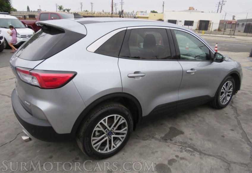 2022 Ford Escape - Image 5