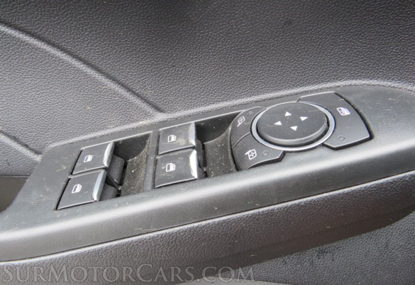 2022 Ford Escape - Image 38