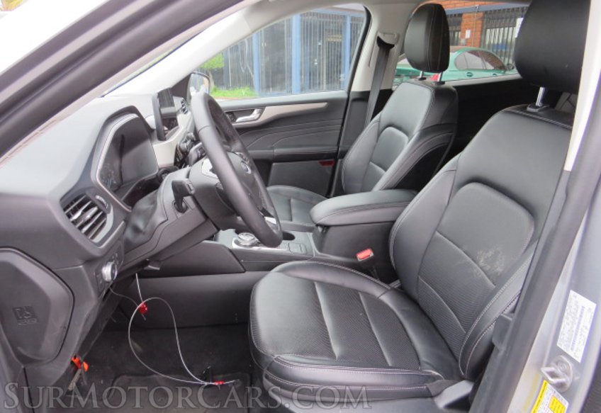 2022 Ford Escape - Image 23