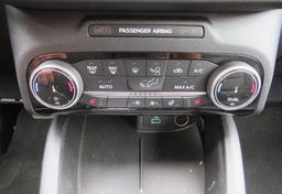 2022 Ford Escape - Image 42