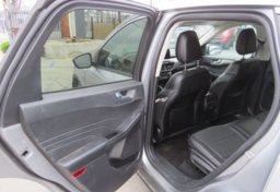 2022 Ford Escape - Image 21