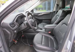 2022 Ford Escape - Image 25