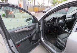 2022 Ford Escape - Image 19