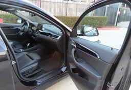 2022 BMW X2 sDrive28i - Image 21