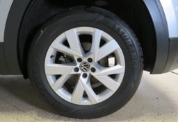 2021 Volkswagen Atlas Cross Sport - Image 19