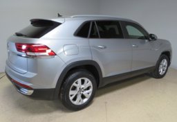 2021 Volkswagen Atlas Cross Sport - Image 8