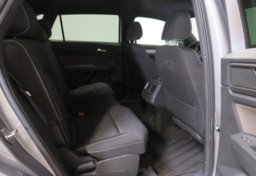 2021 Volkswagen Atlas Cross Sport - Image 30