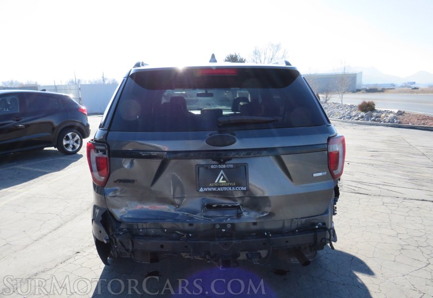 2016 Ford Explorer - Image 12