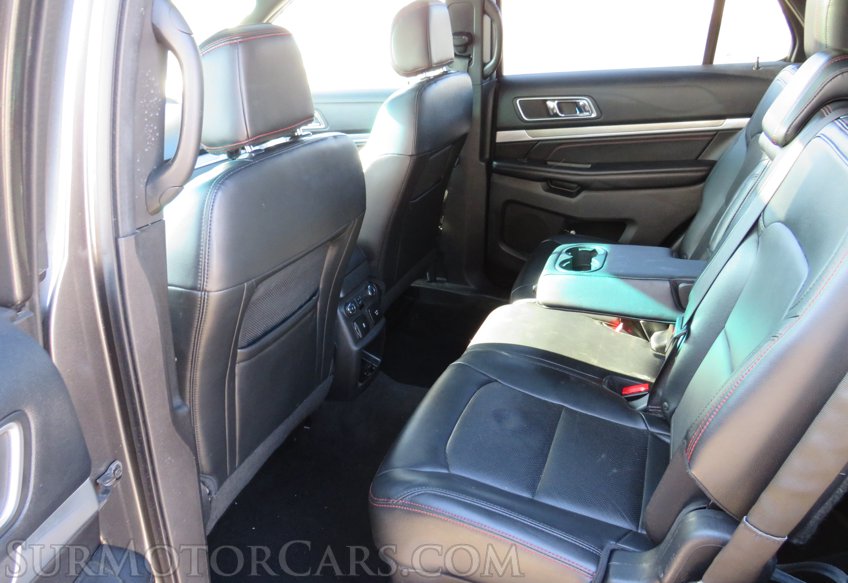 2016 Ford Explorer - Image 32