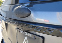 2016 Ford Explorer - Image 22